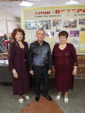 «Пусть серд&shy;це бу&shy;дет веч&shy;но мо&shy;ло&shy;дым!»