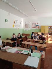 Ре&shy;бя&shy;там о зве&shy;ря&shy;тах