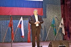 Сво&shy;их не бро&shy;са&shy;ем!