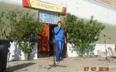 Празд&shy;ник ули&shy;цы в Устьян&shy;ке