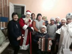 По&shy;здрав&shy;ле&shy;ние од&shy;но&shy;сель&shy;чан